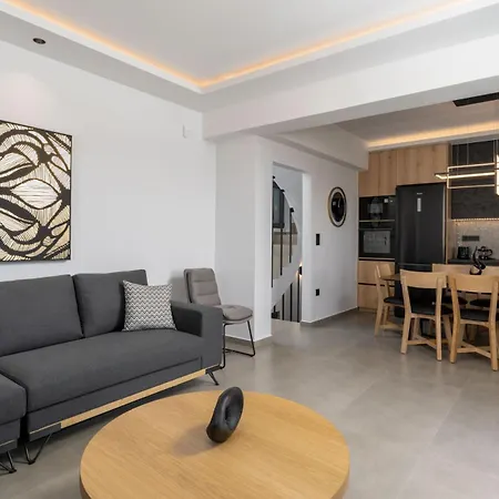 Aelia - With Private Pool & Sauna Pigí