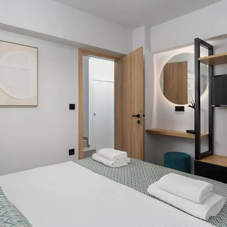 Vila Aelia - With Private Pool & Sauna *