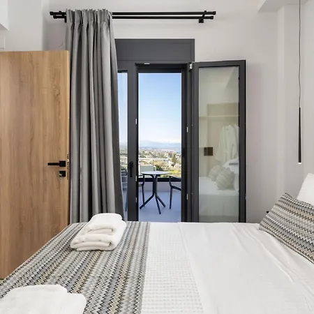 Aelia - With Private Pool & Sauna Vila